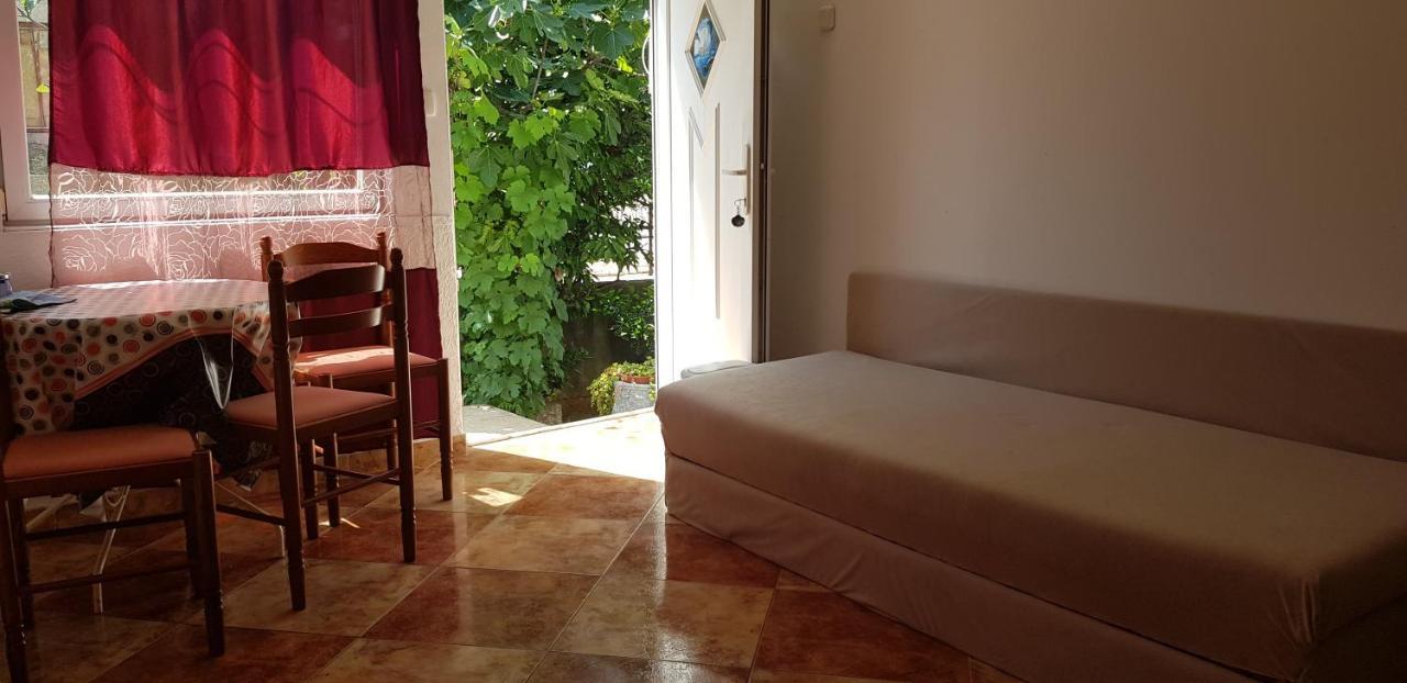 App Borna Apartment Криквеница Екстериор снимка